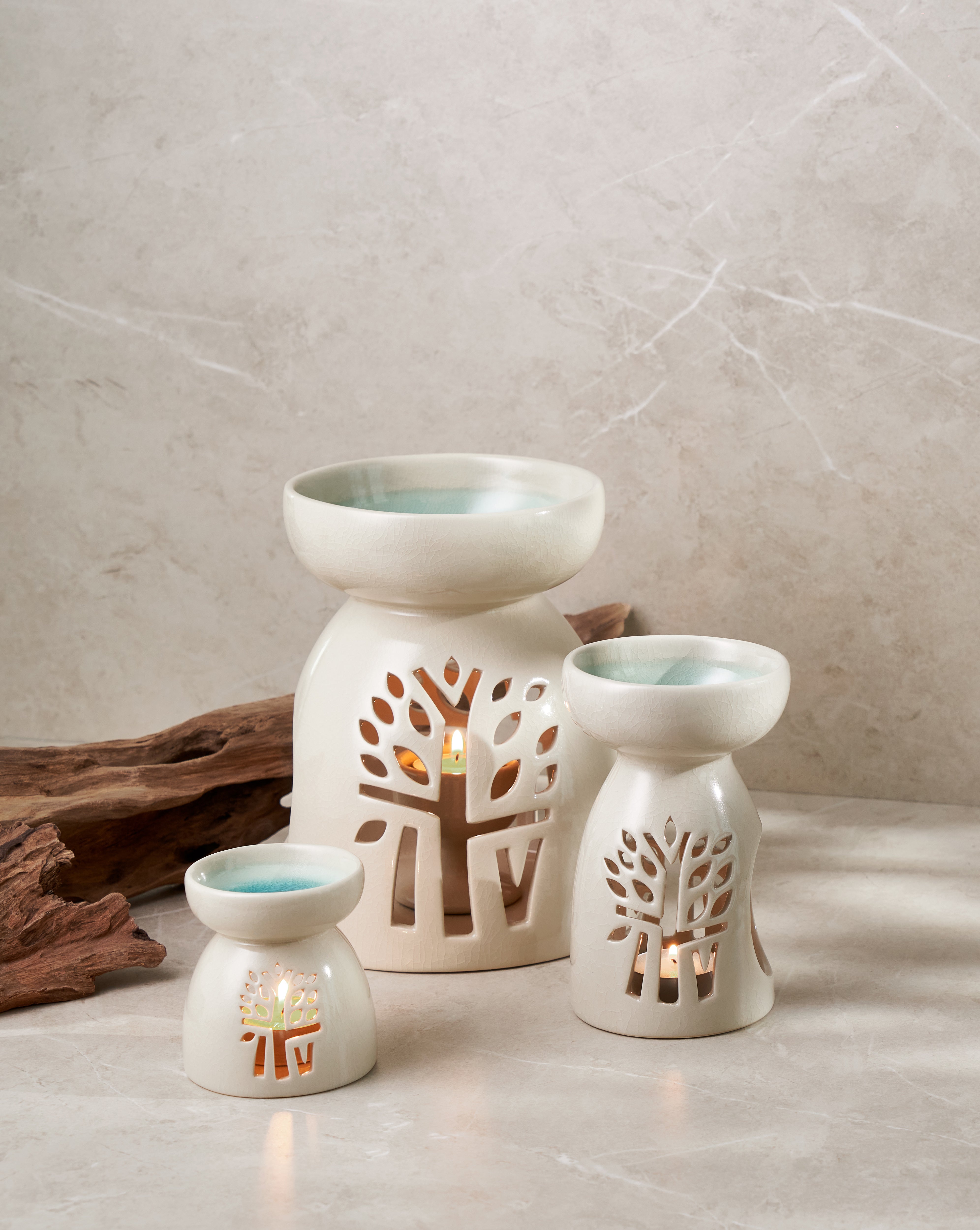 White Ceramic Oil Burner - Mini | Banyan Tree Essentials