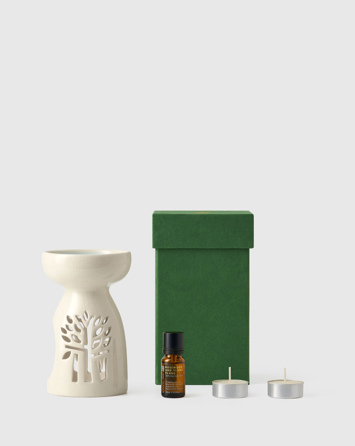 Spa Essentials Kit (White Oil Burner) | Banyan Tree Essentials